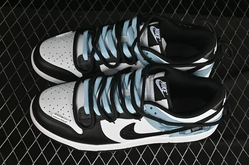 All categories Nk SB Dunk Series Nk SB Dunk Low High-end customized low-top sneakers Nike SB Dunk Low Black and white blue embossed strappy low-top casual sneakers DD1503-101